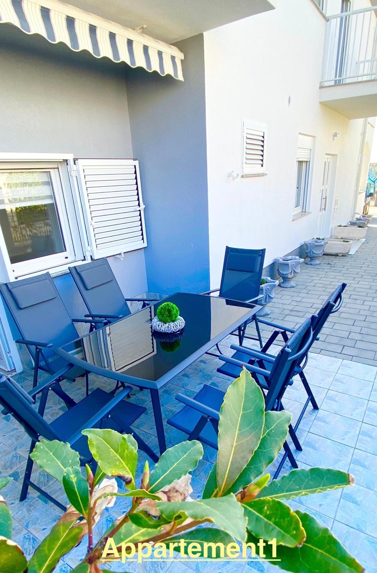Croadriatic Apartments Vir Exterior photo